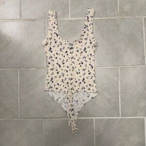 Wild Fable Ivory and Navy Floral Top